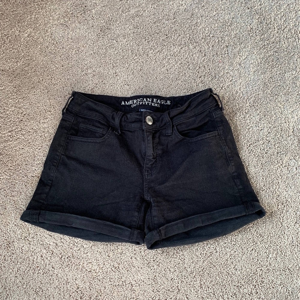 American Eagle Black Midi shorts